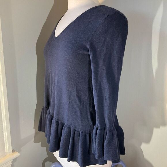 Lilly Pulitzer Adela Ruffle Hem Sweater, S. Navy. Lightweight, preppy - Picture 9 of 13